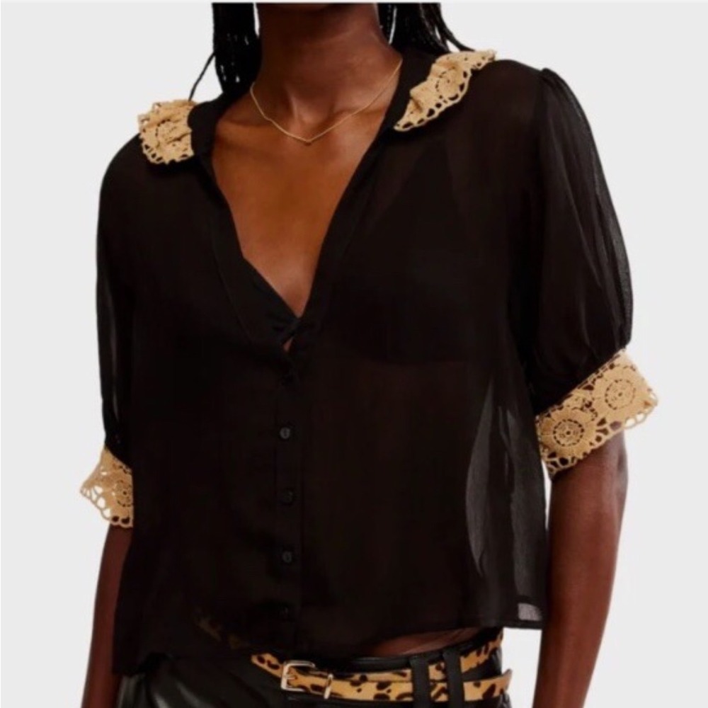 FREE PEOPLE NEW My Love blouse Crochet in black Size Large